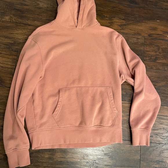 Old Navy Tops - Women’s Old Navy rose colored Hoodie